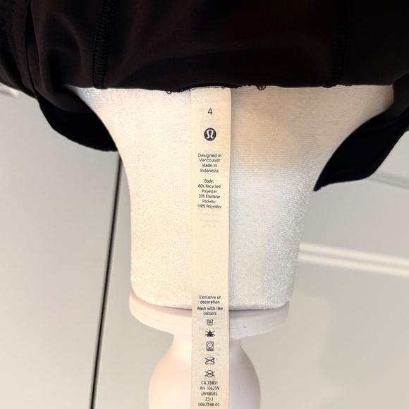 Lululemon Mist Over Windbreaker NWT - Picture 4 of 6